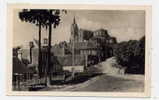 K7 - LORMES - Montée De L'église (jolie Carte Semi-moderne De 1950) - Lormes