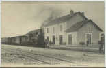 689 B/ CPA BEAUMONT DE LOMAGNE     LA GARE   (82) - Beaumont De Lomagne