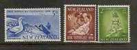 FAUNA - NEW ZEALAND HAWKES BAY CENTENNIAL  1958 SET -Yvert # 371/3 - MINT (NH) - Birds - Sheeps - Ethnic "PANIA" - Pelícanos