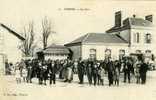 51 . FISMES . LA GARE  MILITAIRES - Fismes