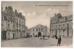 CPA 44 ANCENIS - Place St Pierre Vers La Mairie - Ancenis