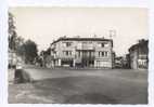 32/   NOGARO -- Place De L´ Eglise - Nogaro