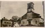 89 - L'ISLE SUR SEREIN - Place De L'Eglise - 1964 - L'Isle Sur Serein