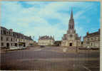 MAYET : Place De L'église / Automobiles - Mayet