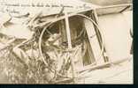 CARTE PHOTO APPAREIL APRES LA CHUTE DE L´APPAREIL DES FRERES MORANE LE 5/10/1910 REF1707 - Ongevalen