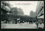 PARIS - TRAVAUX DU MÉTROPOLITAIN - La Place Saint Michel - ANIMATION - Métro