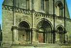 CPSM. PONT L´ABBE D´ARNOULT . FACADE DE L´EGLISE ROMANE 12 EME . - Pont-l'Abbé-d'Arnoult