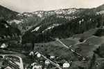 EN AVION AU DESSUS DE ROCHES EN 1962 SM DENTELEE VOIE FERREE AVEC LOCOMOTIVE PETIT PLAN - Sonstige & Ohne Zuordnung