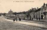 62 FRUGES Grand Place, Ouest, Animée, Ed Boulanger 32, 191? - Fruges