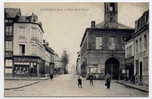 CPA 60.-FORMERIE.-Place De La Mairie.-bien Animé.-(ak 33) - Formerie