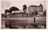 53 MAYENNE Le Quai Carnot Et Le Vieux Château - Mayenne