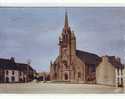 SUPERBE CPSM..DE..GUERLESQUIN..BELLE VUE DE L'EGLISE SAINT TENENAN..LEGER PLI ANGLE HAUT GAUCHE.. - Guerlesquin