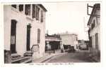 17 - VAUX-sur-MER - Grande Rue - La Mairie  (voitures) - Vaux-sur-Mer