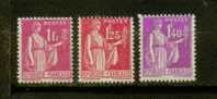 FRANCE N° 369 A 371 ** - 1932-39 Vrede