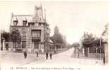 62 BETHUNE -- Place De La République Et Boulevard Victor Hugo - Petite Animation - Bethune