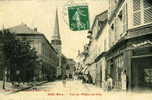 60 . MERU .  RUE DE L´HOTEL DE VILLE .  ( CAFE) - Meru