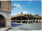 Carte Postale  82.  Beaumont-de-Lomagne  Les Vieilles Halles - Beaumont De Lomagne