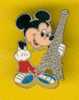 PIN'S Disney Mickey Et Tour Eiffel Paris Très Beau - Disney
