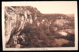 CPA Neuve 24 LAUGERIE BASSE Les Eyzies Grotte Du Grand Roc Vue De La Terrasse - Les Eyzies