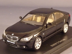 Kyosho 03501BK, BMW 545i, 1:43 - Kyosho