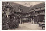 Dives : Cour Louis XIV De L'Hotel De Guillaume Le Conquérant - Dives