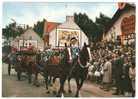 WIEZE OKTOBERFEESTEN  De Gouden Wieze Karos In De Optocht - Aalst