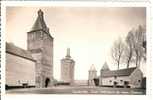 SOMBREFFE   : COUR  INTERIEURE  DU  VIEUX  CHATEAU - Sombreffe