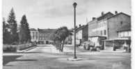 63 )FL) AMBERT, Place De La Gare Et Les Hotels, Gd'O Edit CPSM Grand Format - Ambert