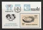 R113.-.ARGENTINE-1978 - SOCCER-FOOTBALL-FUTBOL -MI #:BLOCK 20 -MNH-  CV: 4 EUROS-S/S STADIUM-WORLD CUP ARGENTINA´78 - 1978 – Argentine