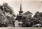 44 - THARON-PLAGE -COTE DE JADE   L'EGLISE -   CP SM Grd Format  Année1960petite Animation  Dauphine Al'ombre - Tharon-Plage