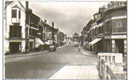 CHAUNY   La Rue De La Chaussée - Chauny