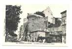 Tournon Sur Rhône  Le Château Et Le Monument Aux Morts - Tournon