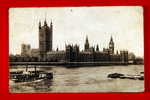 London - Houses Of Parliament With Steamers / Avec Bateaux à Aubes - Houses Of Parliament