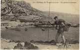 Carte Postale Ancienne Marseille Quartiers - Calanque De Marseilleveyre - Pêcheur D'oursins - Pêche, Fruits De Mer - Quatieri Sud, Mazarques, Bonneveine, Pointe Rouge, Calanques