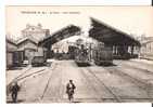 79  -  THOUARS  - La Gare - Vue Intérieure  - Animation  Train - Personnel - Thouars