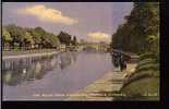 Jolie CP Ancienne Animée Angleterre Evesham The River From Workman's Gardens - Avon - Ed Valentine 4458 - Autres & Non Classés