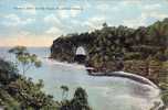 Hawaii - Onomea Arch On The Coast - Honolulu