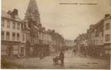 Carte Postale Ancienne Breteuil Sur Noye - Rue De La République - Attelage à Chien En Plan Moyen - Breteuil