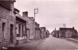 LANDIVY (Mayenne).  Arrivée Route De Laval - Landivy