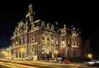 CPSM.  TOURCOING . HOTEL DE VILLE ET LA PLACE VICTOR HASSEBROUCQ ILLUMINES. - Tourcoing