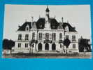 17) Saint-jean D´angély - N° 4031 - Hotel De Ville   -  Année  - EDIT  Bergevin - Saint-Jean-d'Angely