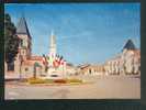 CPSM - Villars Les Dombes ( Ain 01) - Place De L' Hôtel De Ville ( Monument Aux Morts Pavoisé COMBIER CIM ) - Villars-les-Dombes