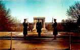 TOMB OF THE UNKNOWN SOLDIER...ARLINGTON NATIONAL CEMETERY. VIRGINIA. - Other & Unclassified