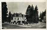 24 - DORDOGNE - RIBERAC - PLACE Du MONUMENT Des FUSILLES - VILLA - MAISON BOURGEOISE - Riberac