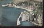 76...ETRETAT...VUE D'AVION...........CPSM....ECRITE..‹(•¿•)› - Etretat