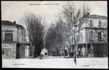 84 CAVAILLON - Avenue De La Gare, Réverbère, Hôtel Terminus, Ed L.Nuidant, Dos Divisé Vierge, Non Voyagé. - Cavaillon