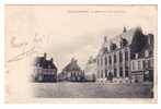 HONDSCHOOTE - La Mairie Et Le Rue De La Cour - Hondshoote