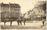 Cp 01 BELLEY Place Des Terreaux (grand Café,fontaine) Facteur Et Boite - Belley