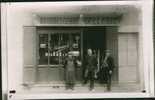 37 - Devanture Du Magasin BOURRELLERIE-SELLERIE  Maison G.BOURGUEIL,carte-photo Expédiée De MONNAIE -dos Divisé-voyagé - Monnaie