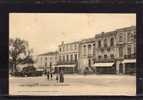 33 LANGON Place Maubec, Animée, Chantier, Café Du Commerce, Ed Guillier 846, Dos 1900 - Langon